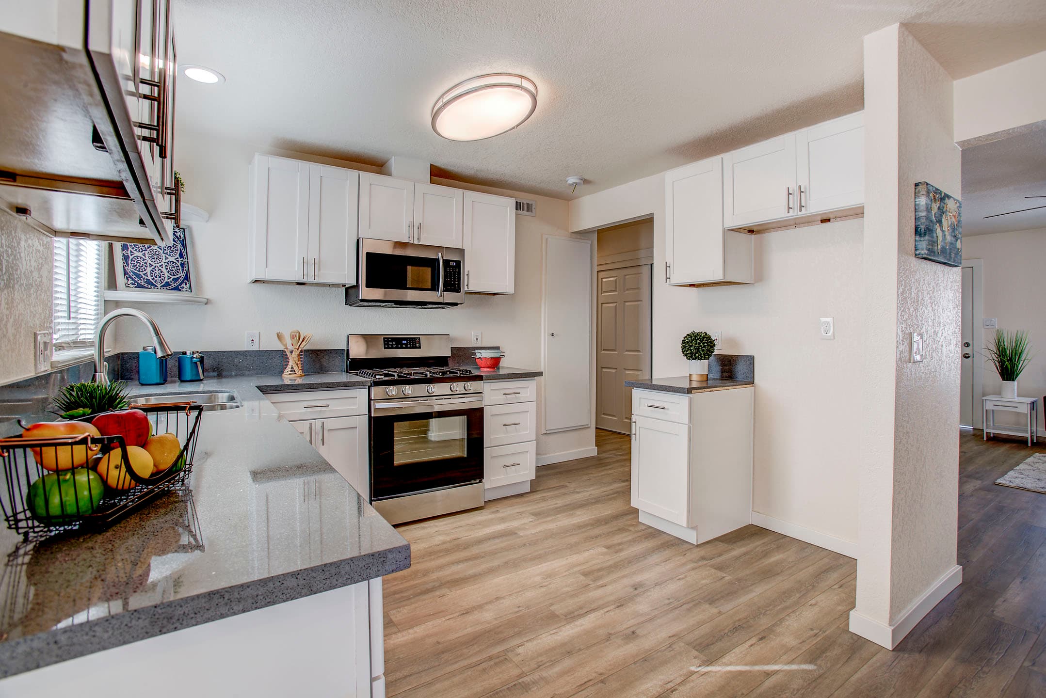 Renovated kitchen in Sacramento home purchased by Fast Home Buyer California